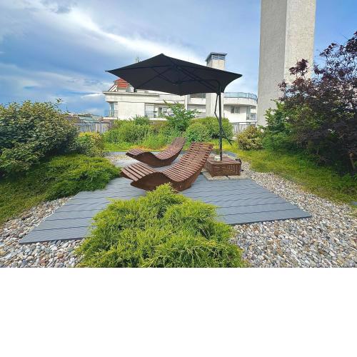 Private Rooftop Terrace - Sunny Retreat
