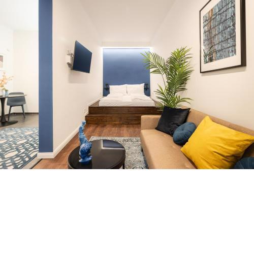 R10- Boutique Apartments, Best Location. By BQA