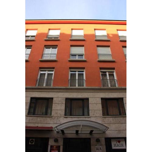 Raday Central Apartment