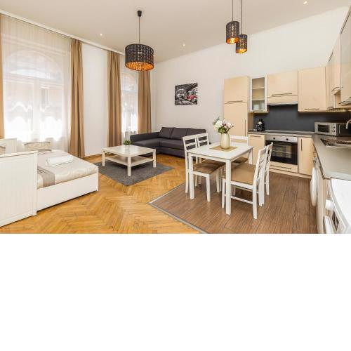 Real Apartments Révay