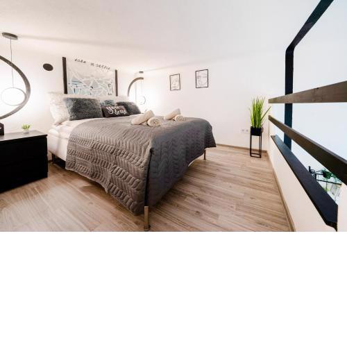 Secret Garden Apartment - Free Parking