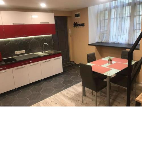 Separate flat,3 rooms!Central location-best price!