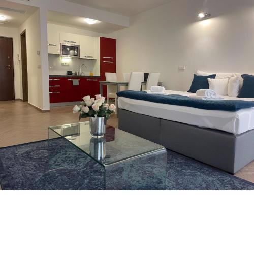 Smart Carrara Apartments