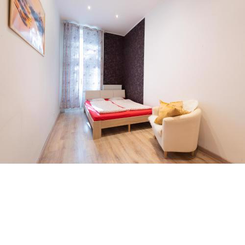 Standard Apartment by Hi5 - West End Center