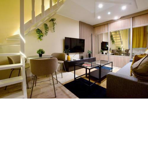 Standard Apartment by Hi5- Apartment in Central