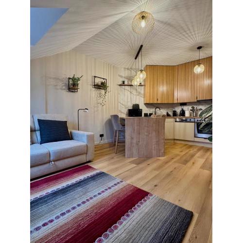 Standard Apartment by Hi5- Kiraly Beautiful Studio