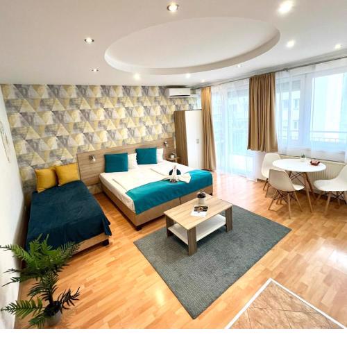 Star Apartments with free parking