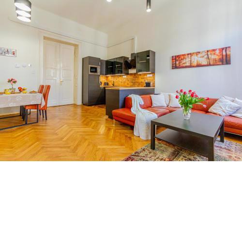 Supercentral Boutique Suite