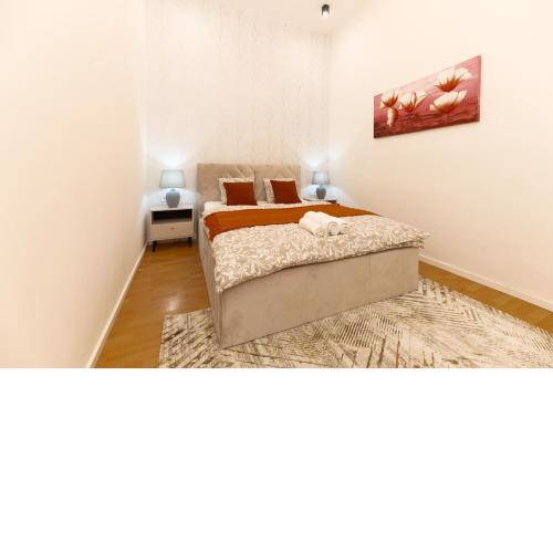 Superior n' Cozy Mozsar 6 Suite in the Heart of Budapest