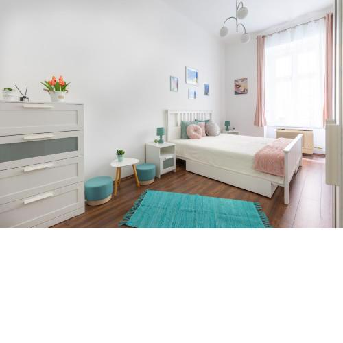 SZ63 Szondi Apartment