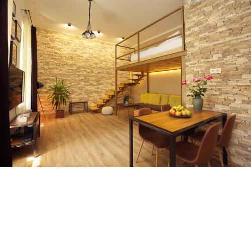 The Stoned Loft-Budapest