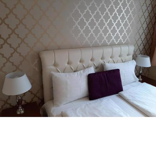 Trendy Deluxe Apartments