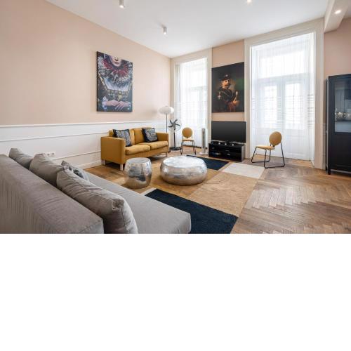 Ventura Ridge Apartment