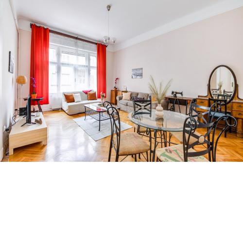 Vintage Apartment in the Jewish Quarter