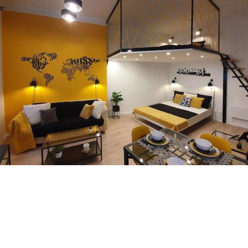 Violet apartment with Air condition