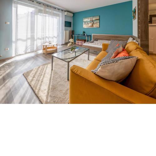 Weiner Apartment with balcony